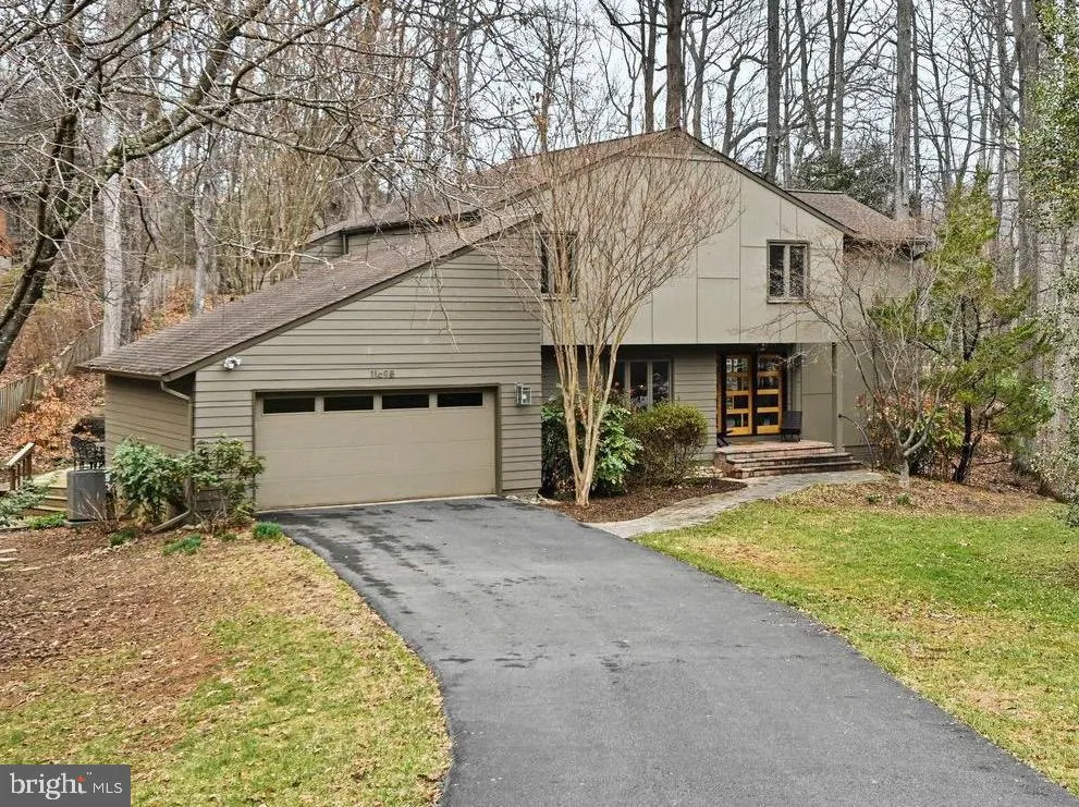 11698 FOX GLEN DRIVE, Oakton, VA 22124