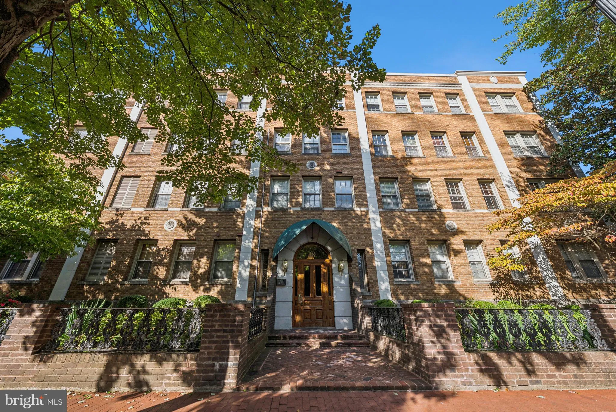 18 9TH STREET, Washington, DC 20002