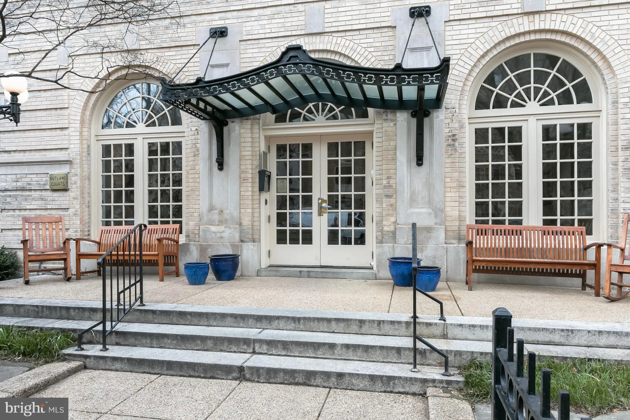 1725 17TH STREET, Washington, DC 20009