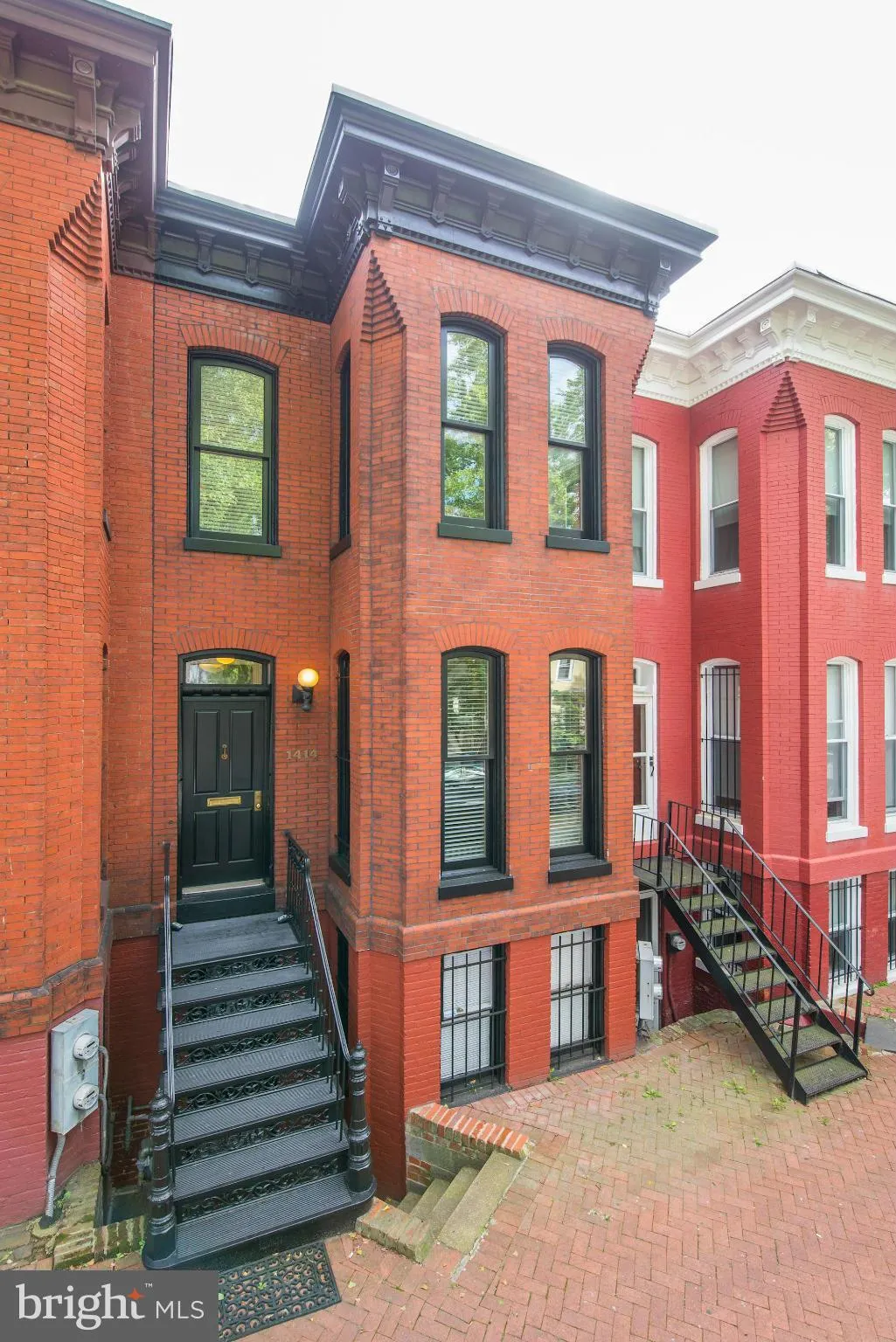 1414 SWANN STREET, Washington, DC 20009