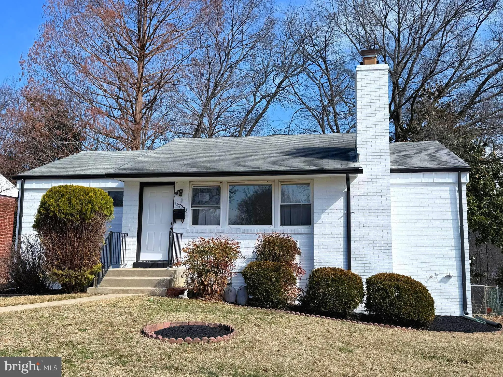 6709 FOREST HILL DRIVE, University Park, MD 20782