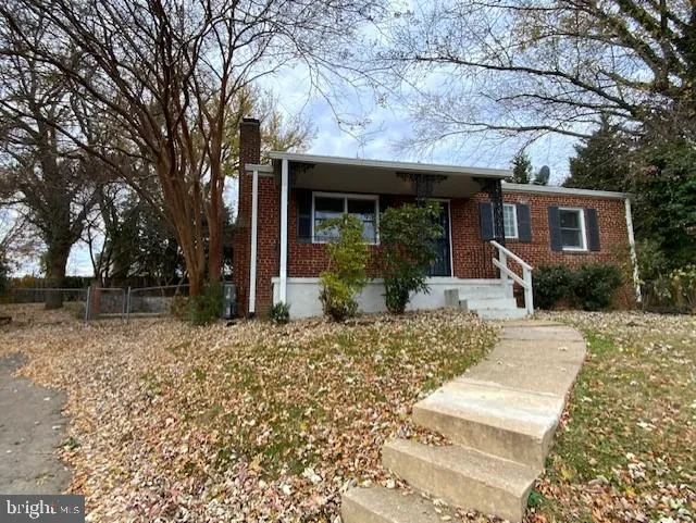 3903 FAIRVIEW DRIVE, Fairfax, VA 22030