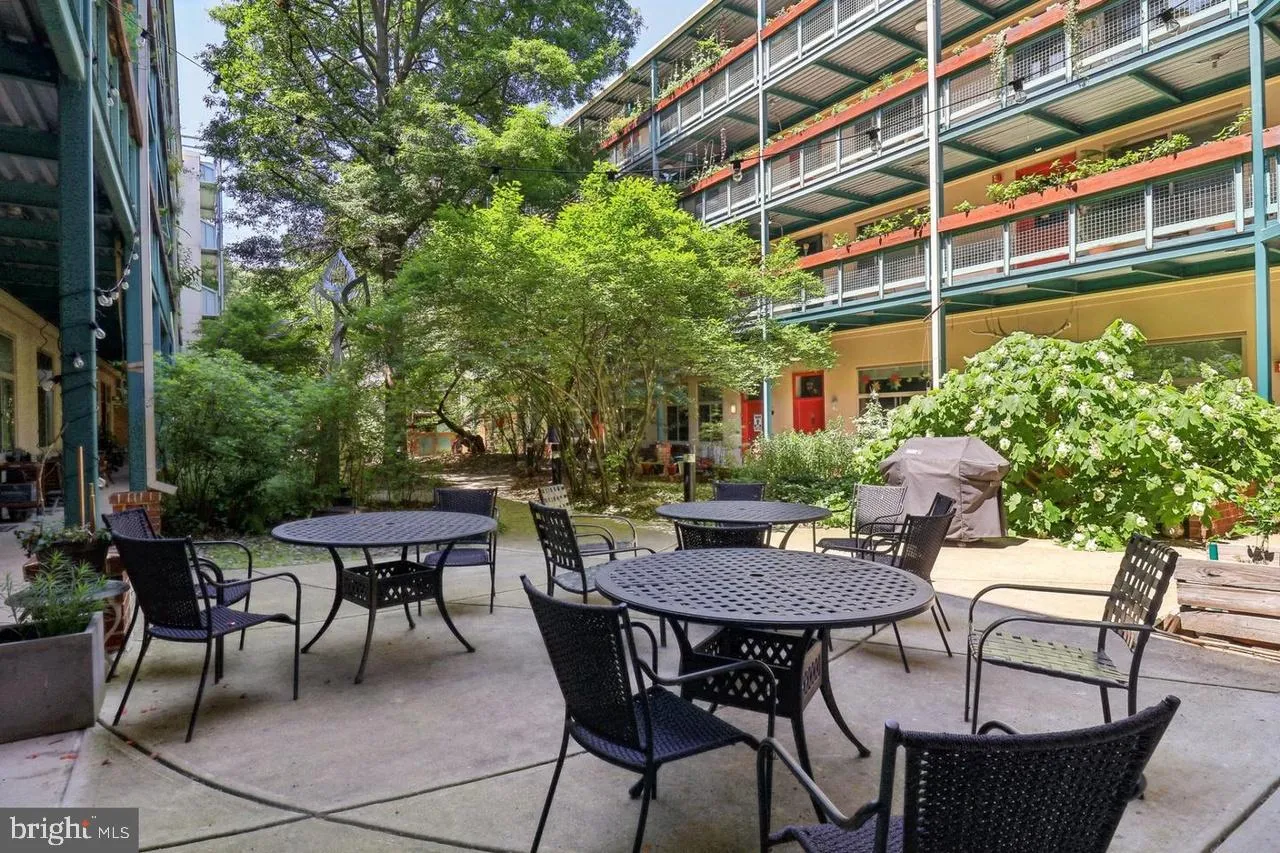 7981 EASTERN AVENUE, Silver Spring, MD 20910