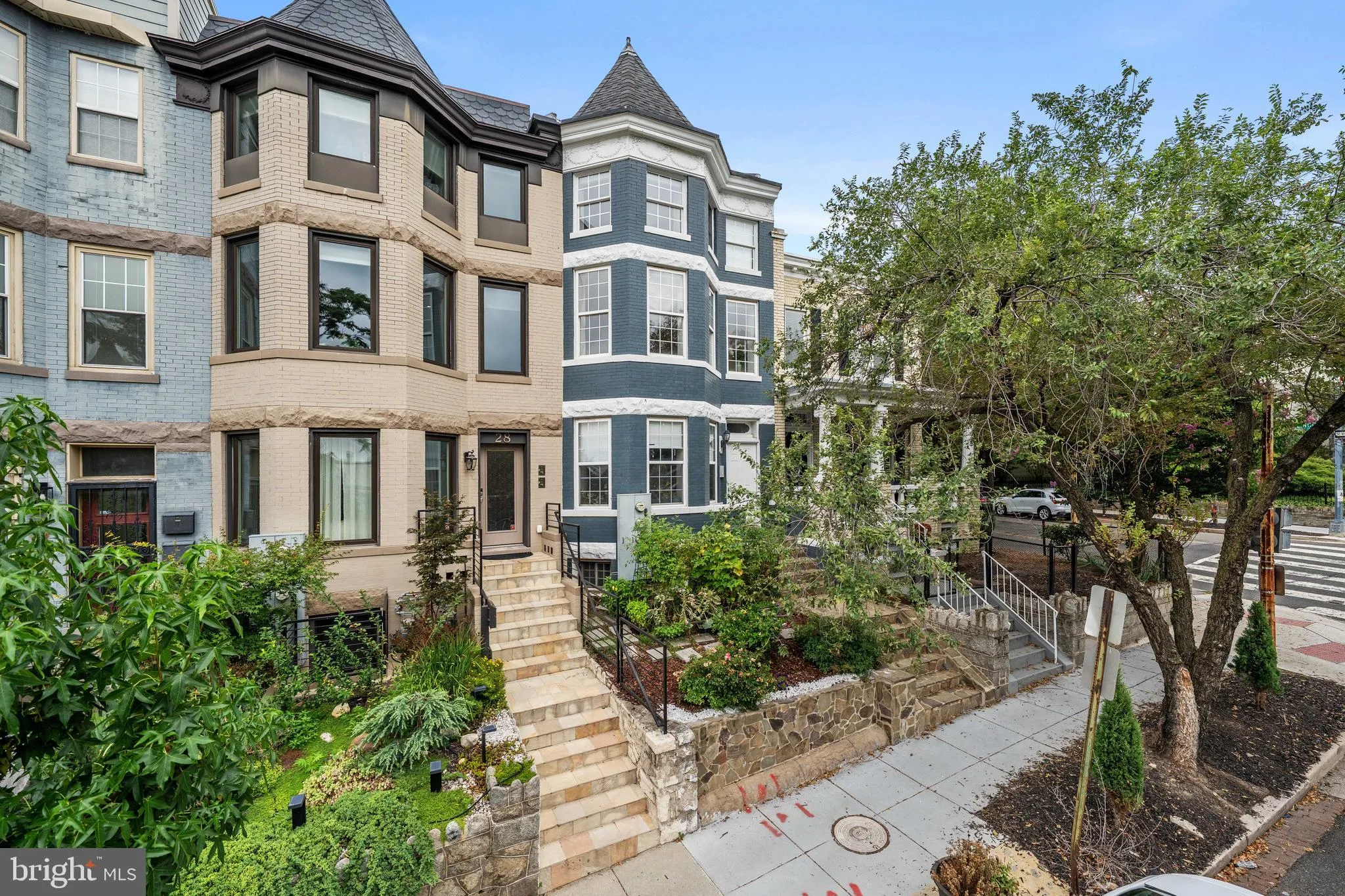 30 T STREET, Washington, DC 20002