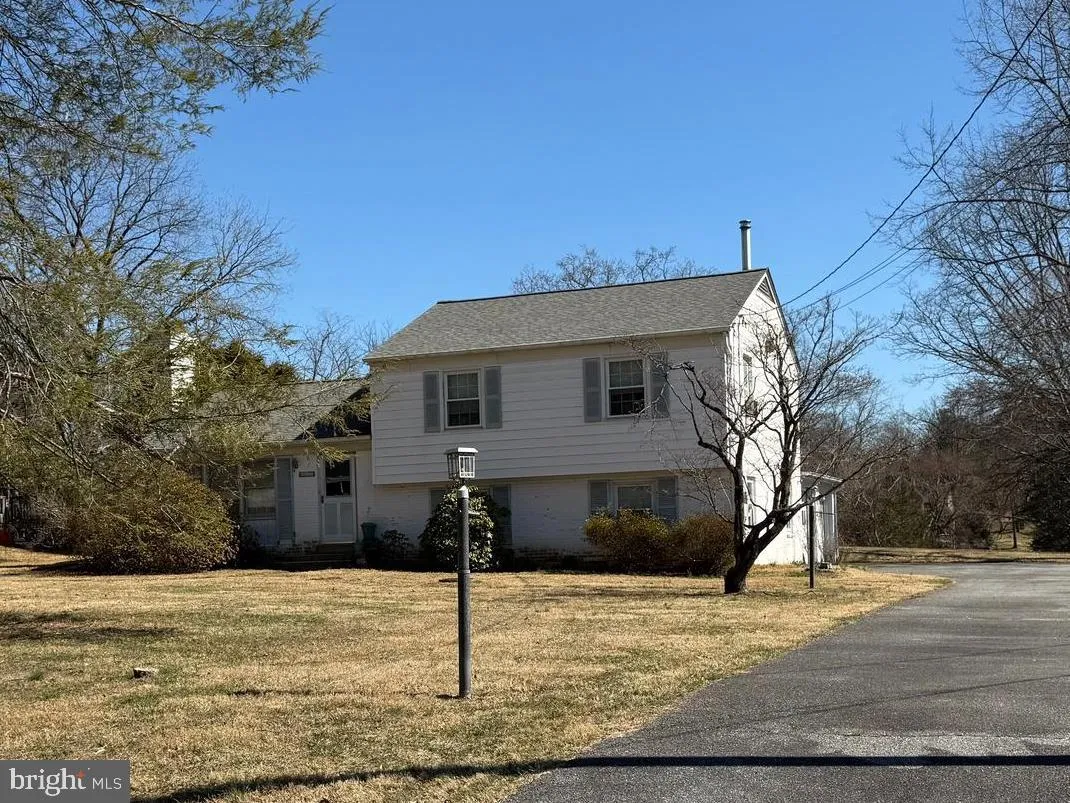 20909 BROOKE KNOLLS ROAD, Gaithersburg, MD 20882