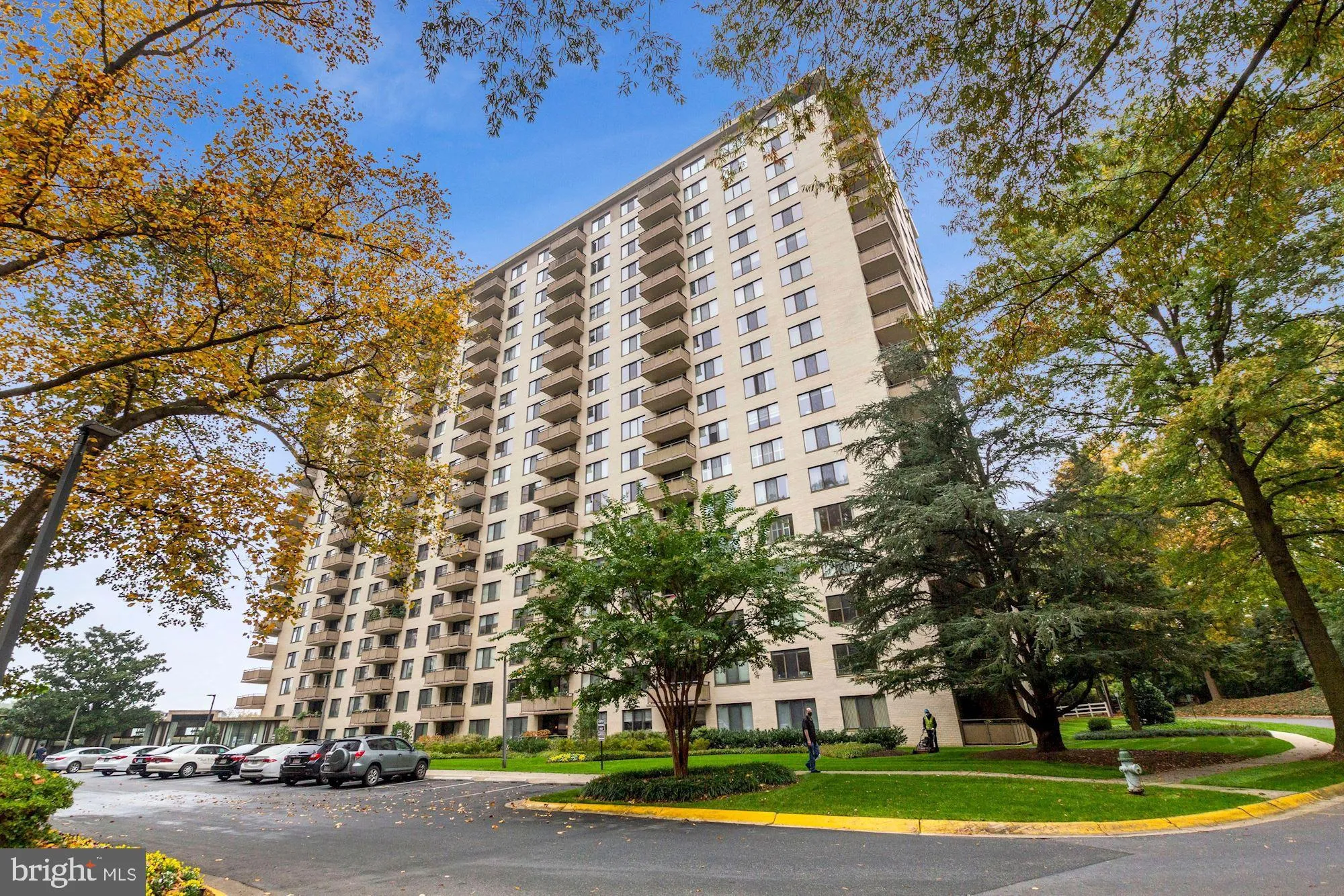 5225 POOKS HILL ROAD, Bethesda, MD 20814