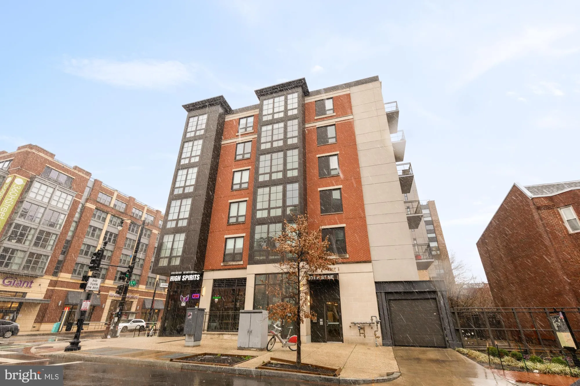 301 H STREET, Washington, DC 20002