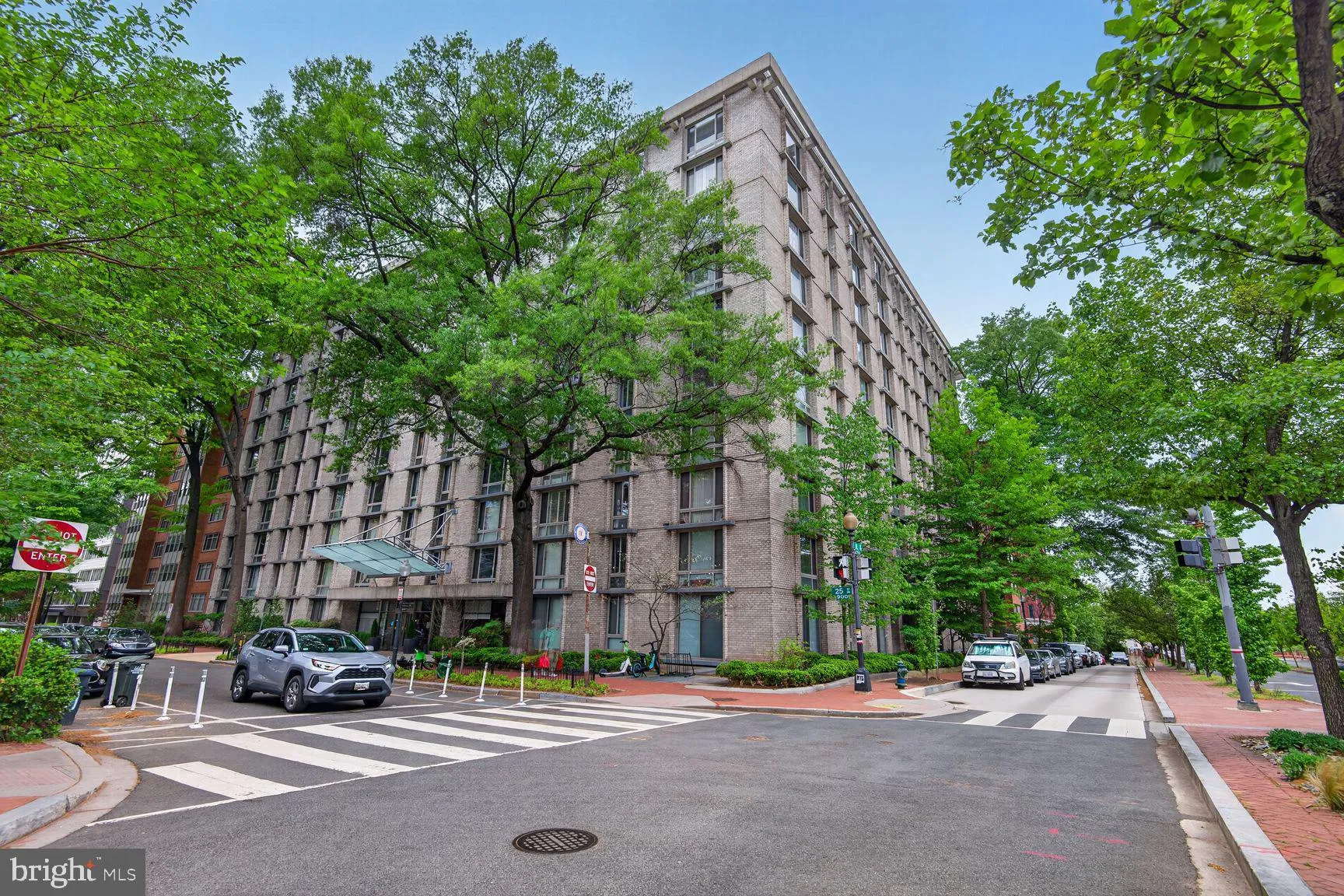 950 25TH STREET, Washington, DC 20037