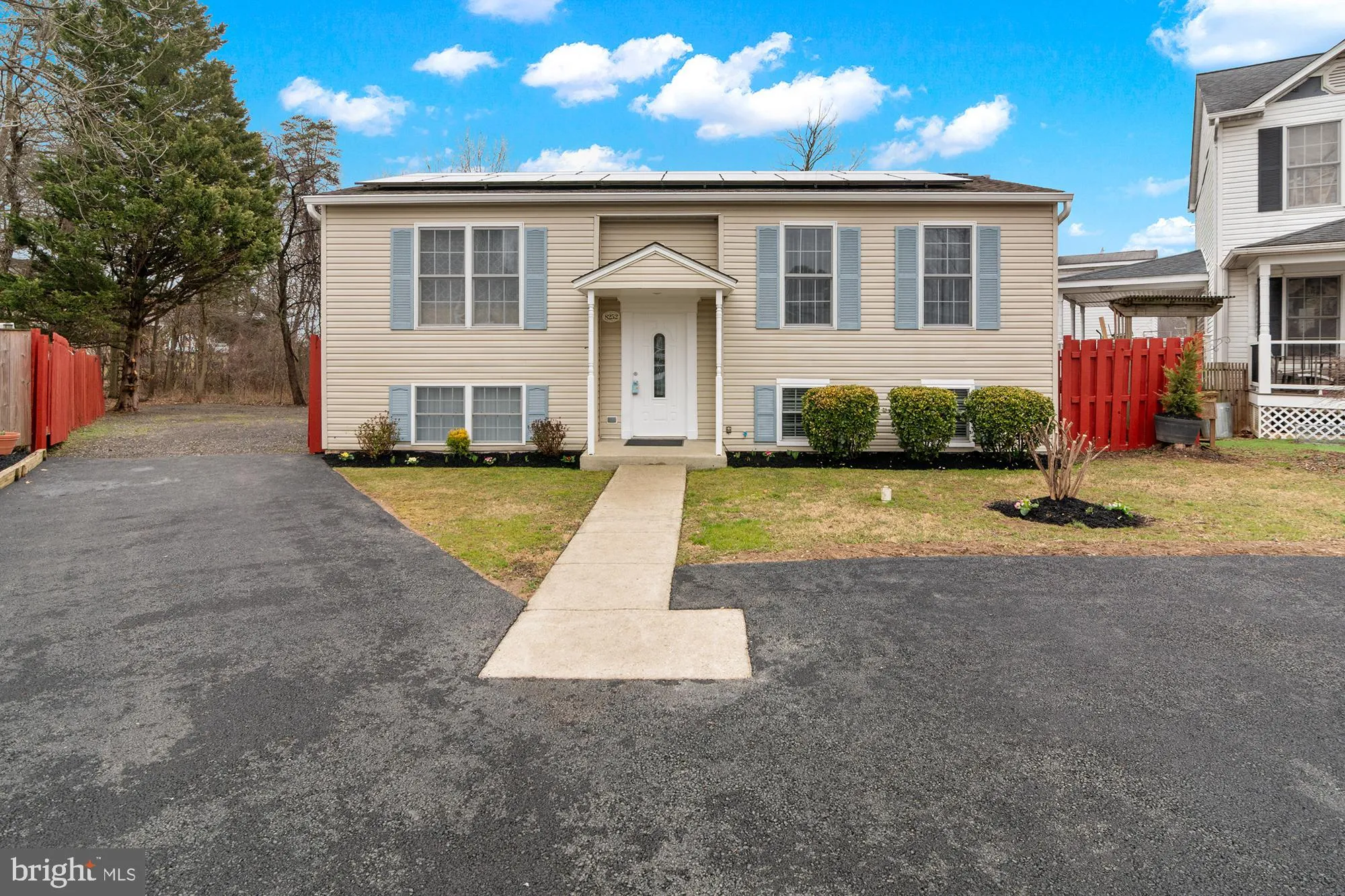 8252 GLEN COURT, Jessup, MD 20794
