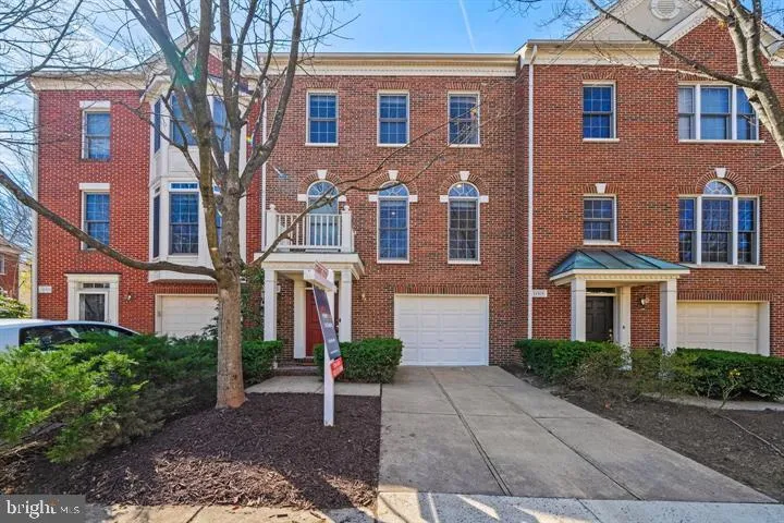 11503 ROTHBURY SQUARE, Fairfax, VA 22030