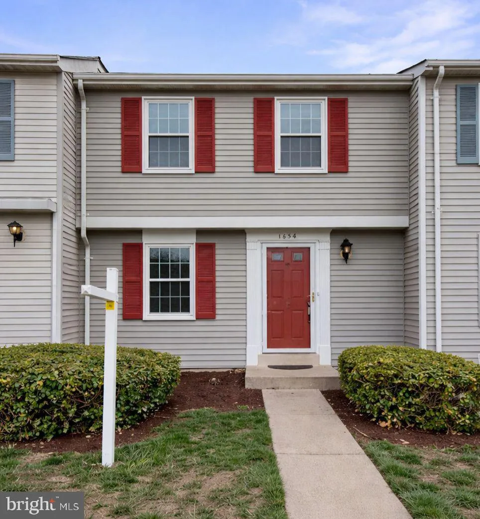 1656 THENIA PLACE, Woodbridge, VA 22192