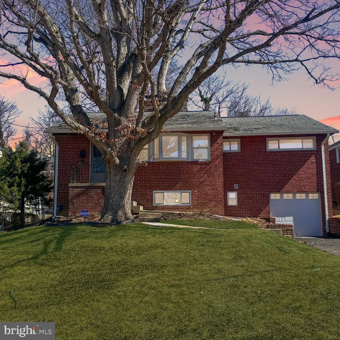 5820 WOODLAND DRIVE, Oxon Hill, MD 20745