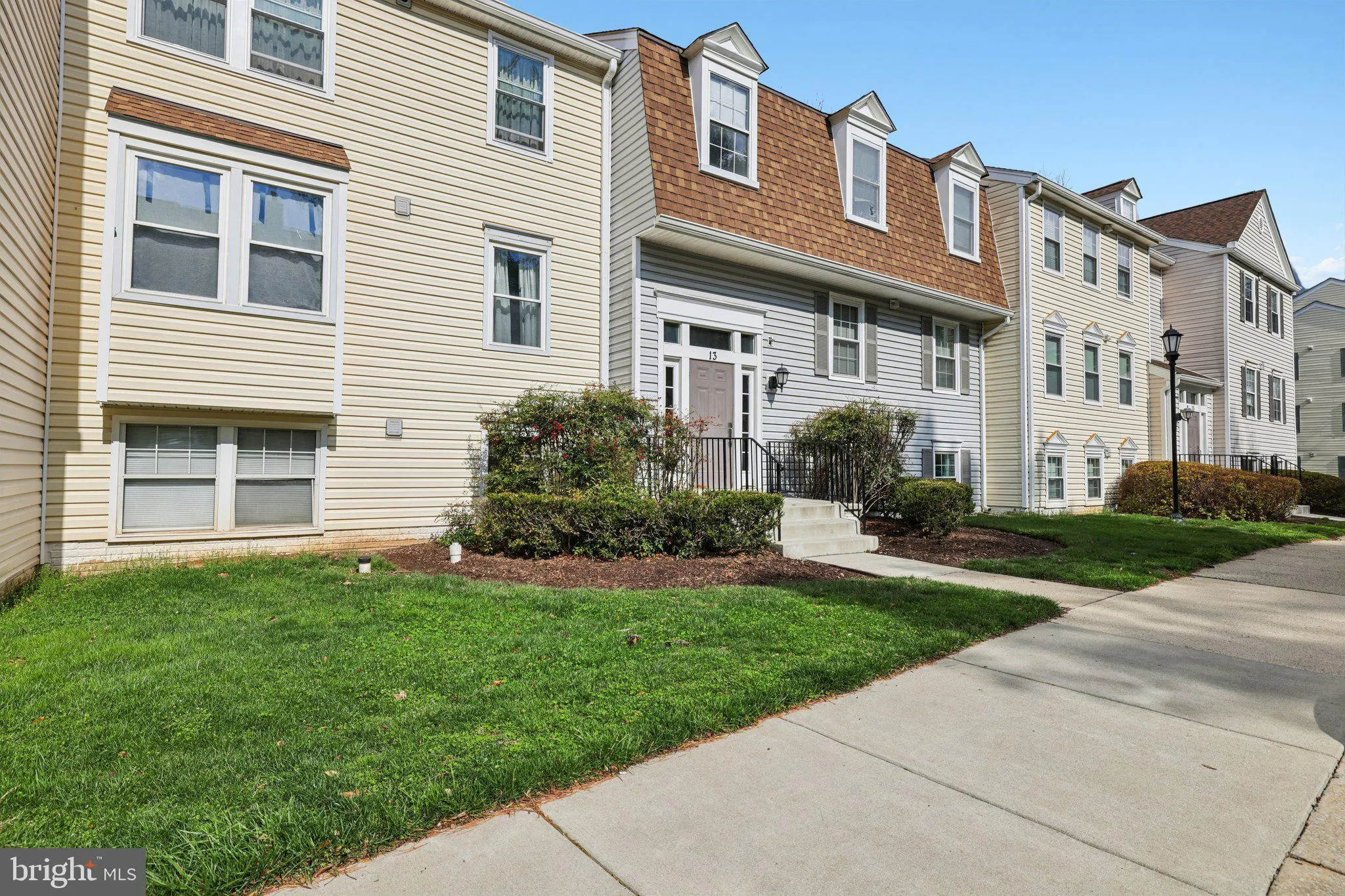 13 PICKERING COURT, Germantown, MD 20874