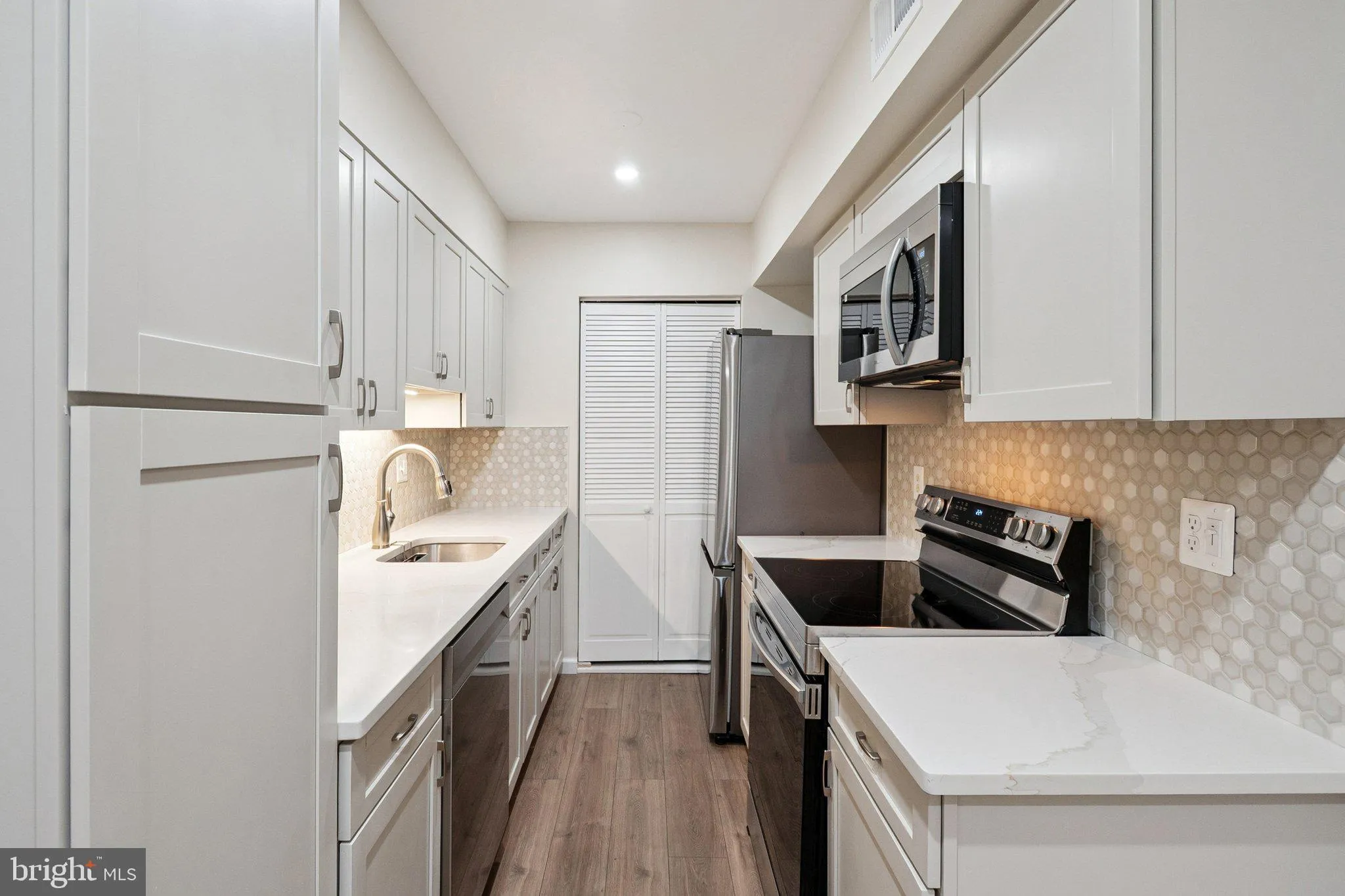 8312 KINGSGATE ROAD, Springfield, VA 22152