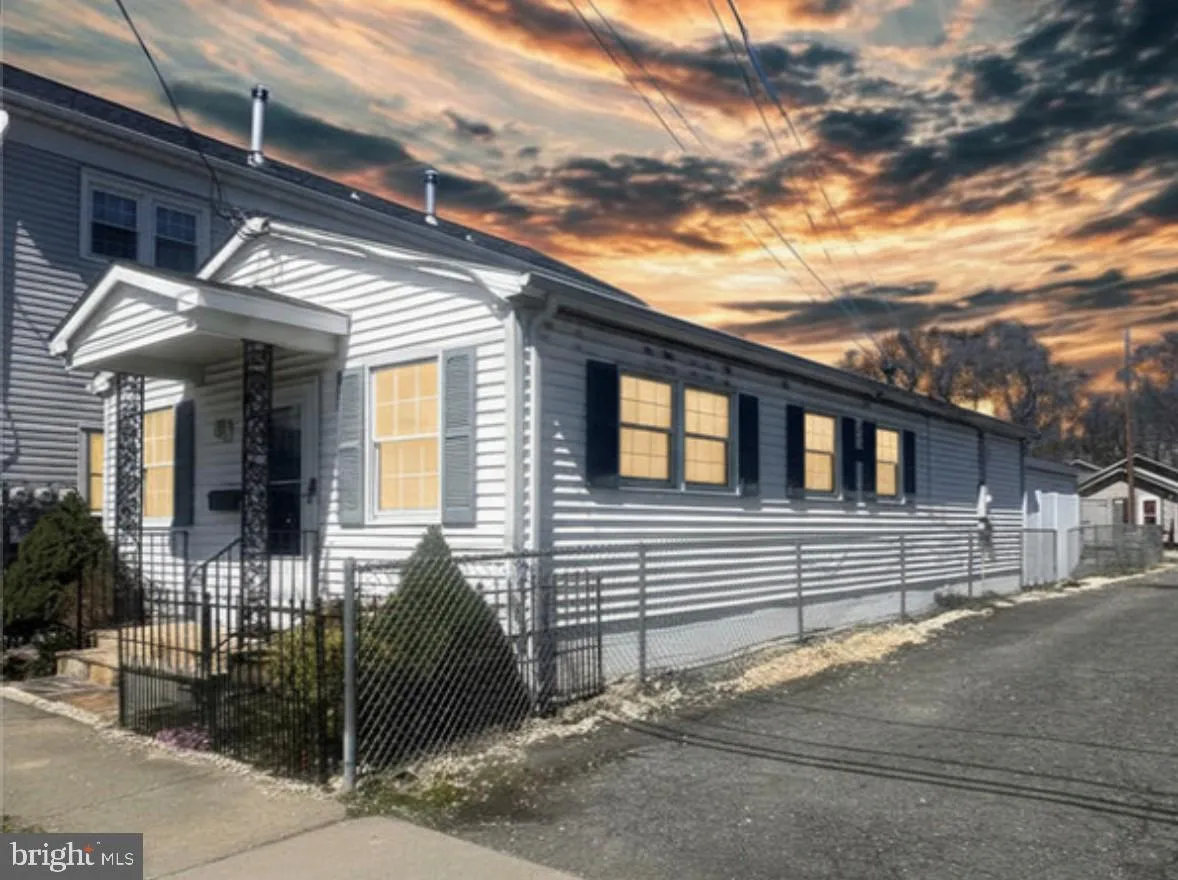 303 4TH AVENUE, Quantico, VA 22134