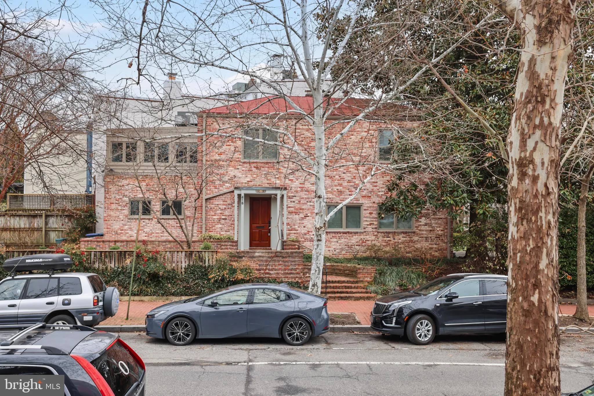 416 6TH STREET, Washington, DC 20003