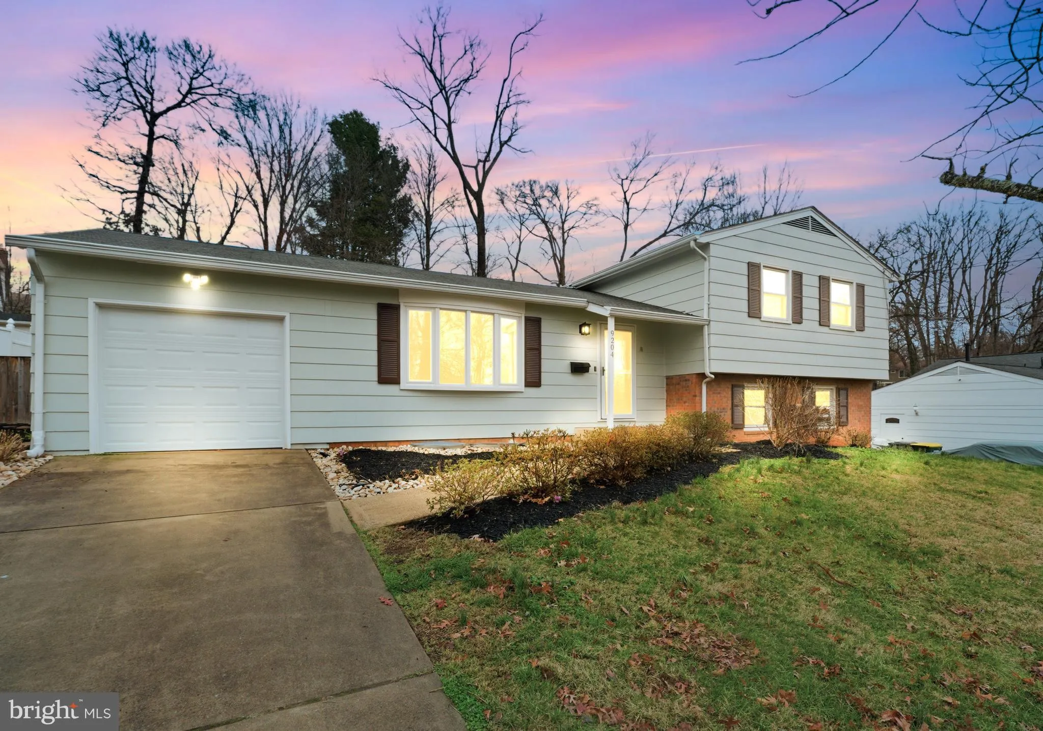 9204 ASHMEADE DRIVE, Fairfax, VA 22032