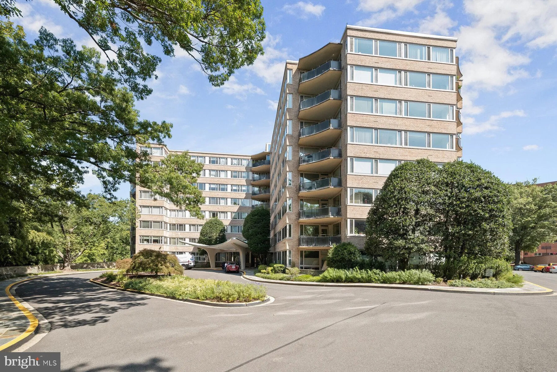 4101 CATHEDRAL AVENUE, Washington, DC 20016