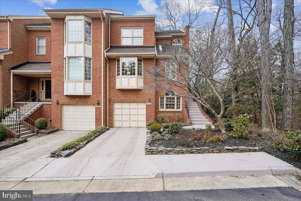 10243 ASPEN WILLOW DRIVE, Fairfax, VA 22032