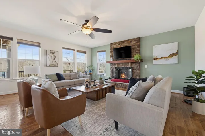 15152 Athey Loop, Woodbridge, VA 22193