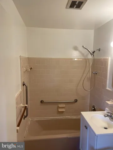 1521 S George Mason Dr, Arlington, Virginia 22204