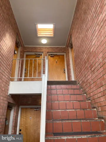 1521 S George Mason Dr, Arlington, Virginia 22204
