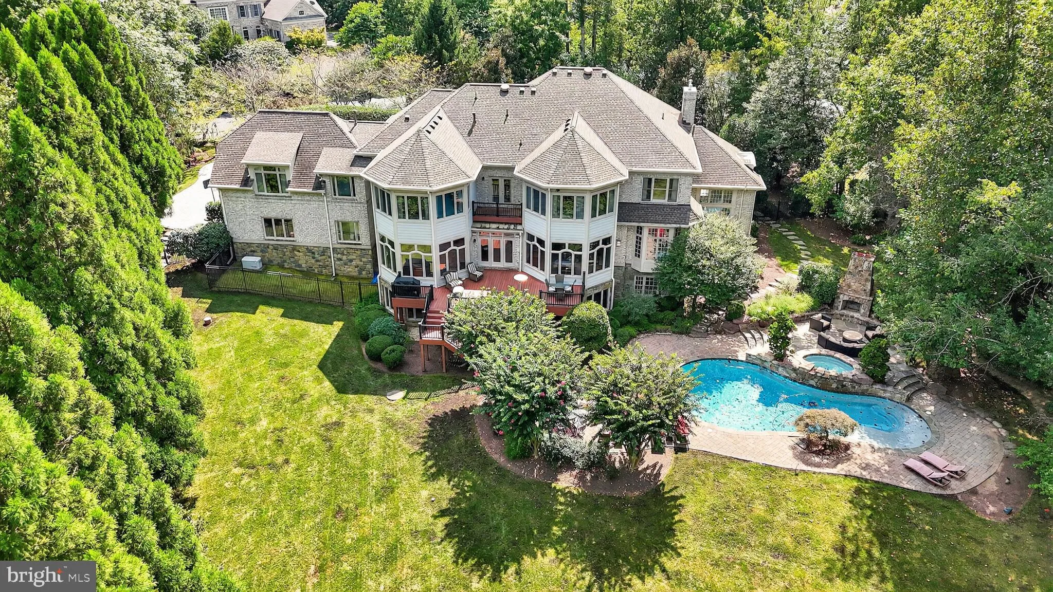 9864 WALKER GLEN COURT, Great Falls, VA 22066