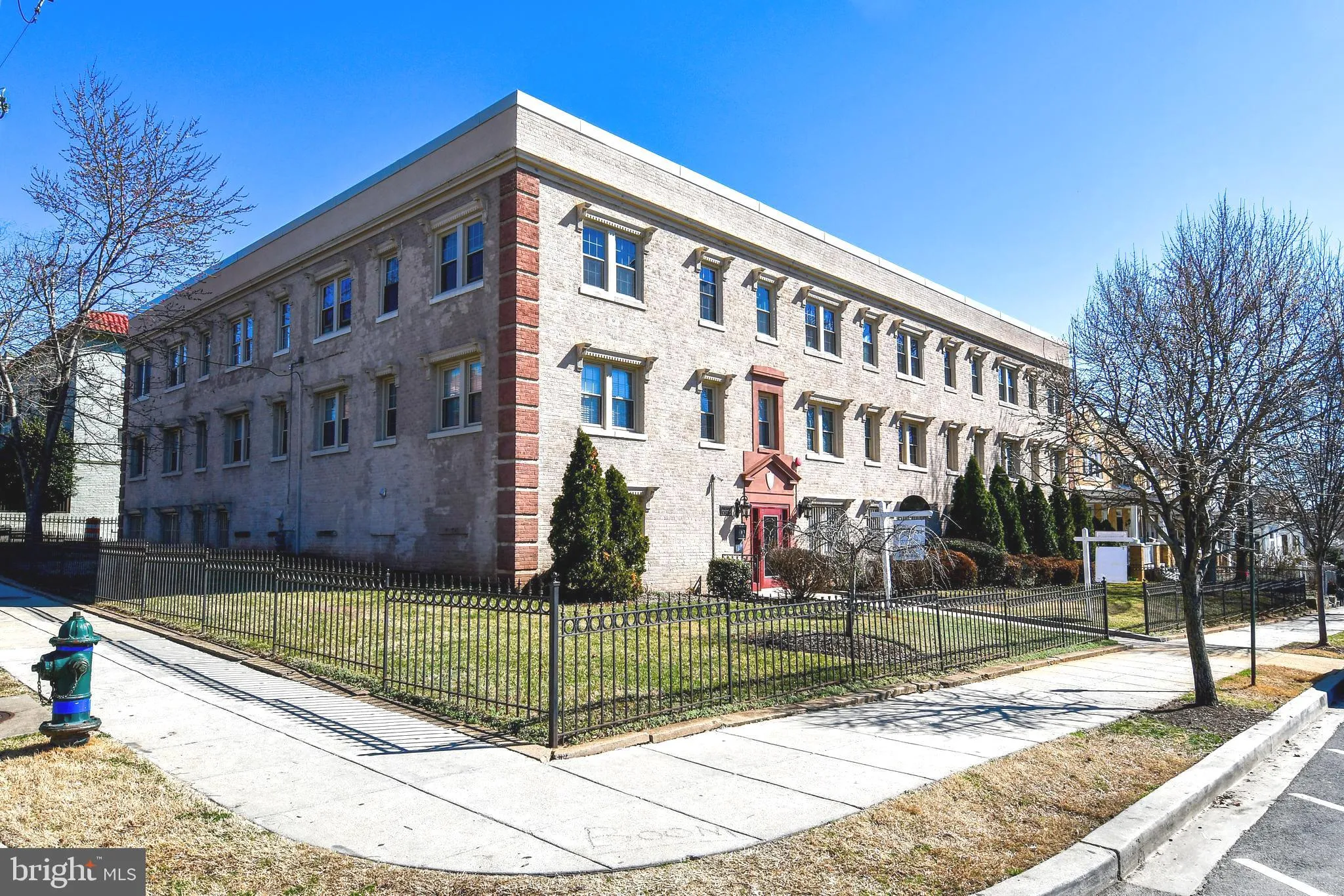 2625 3RD STREET, Washington, DC 20002