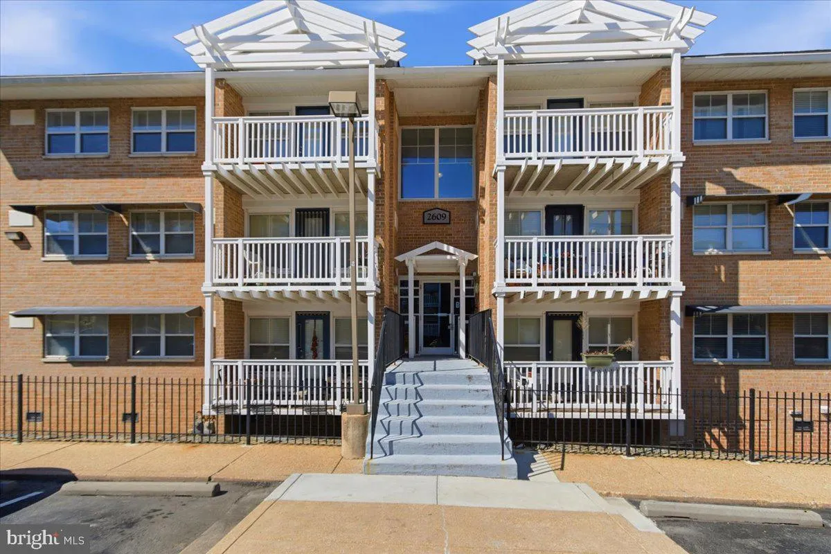 2609 DOUGLASS ROAD, Washington, DC 20020