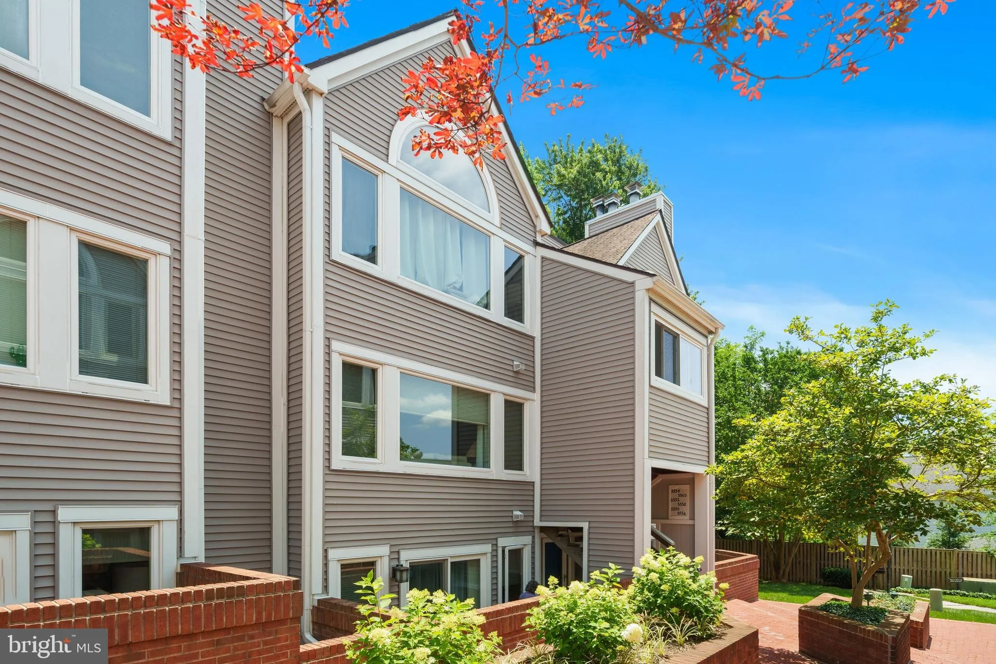 5560 LANGSTON BOULEVARD, Arlington, VA 22207