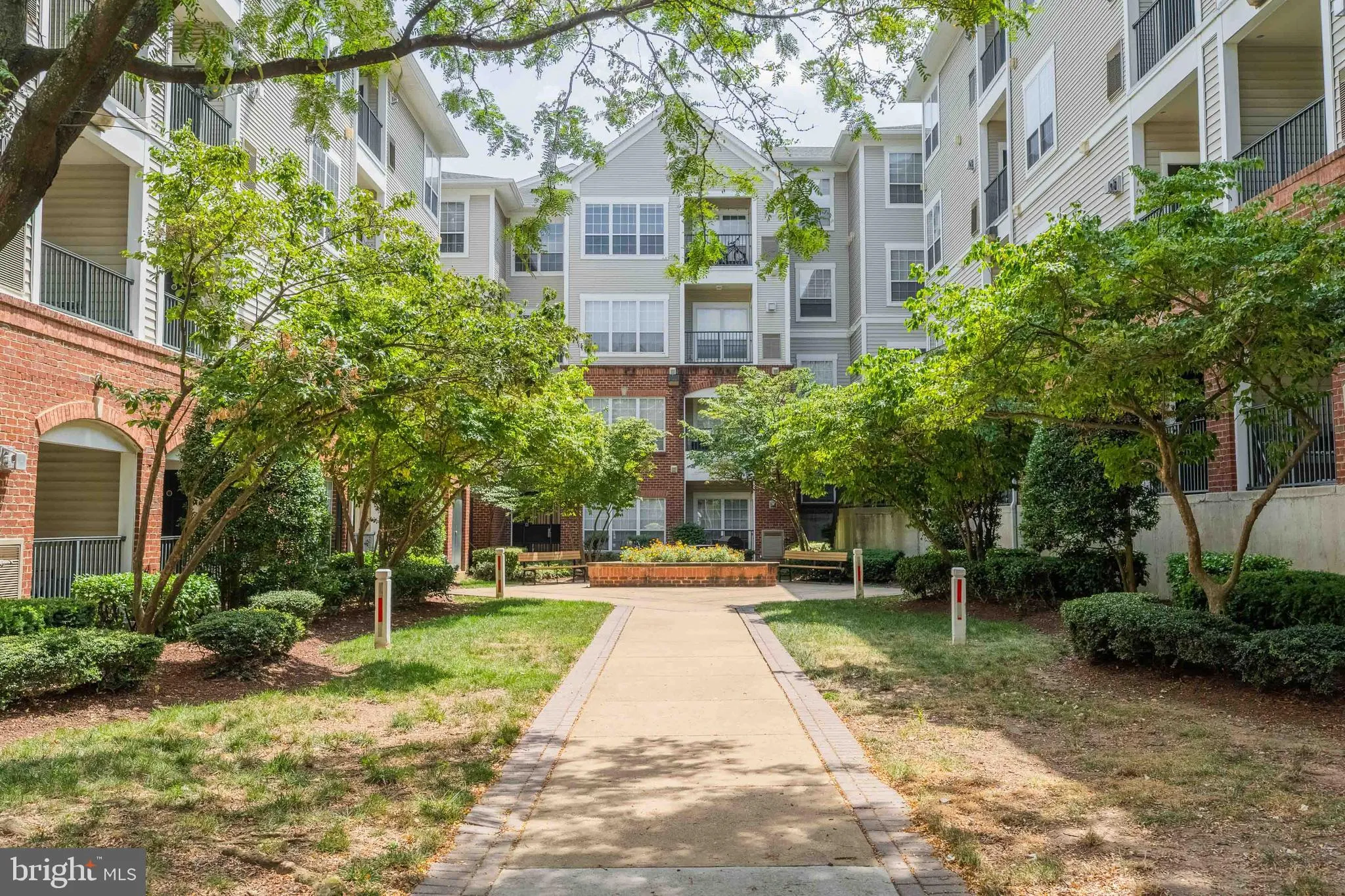 4860 EISENHOWER AVENUE, Alexandria, VA 22304