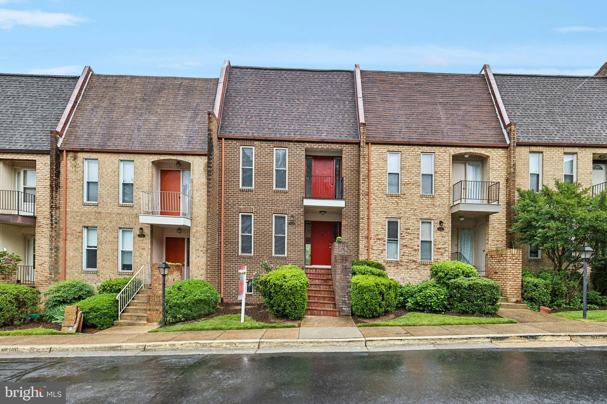 1733 CY COURT, Vienna, VA 22182