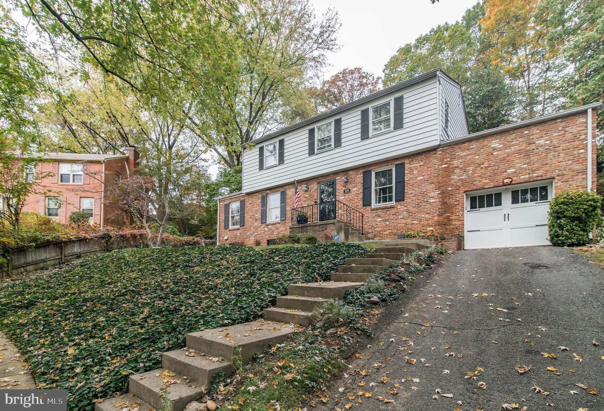 926 KEMPER STREET, Alexandria, VA 22304