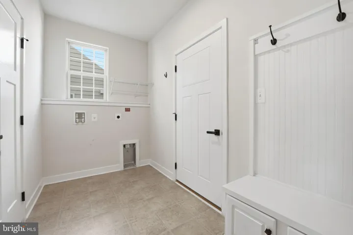 2252 Red Pine Loop, Dumfries, VA 22026