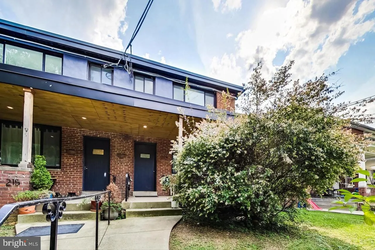 213 HAWAII AVENUE, Washington, DC 20011
