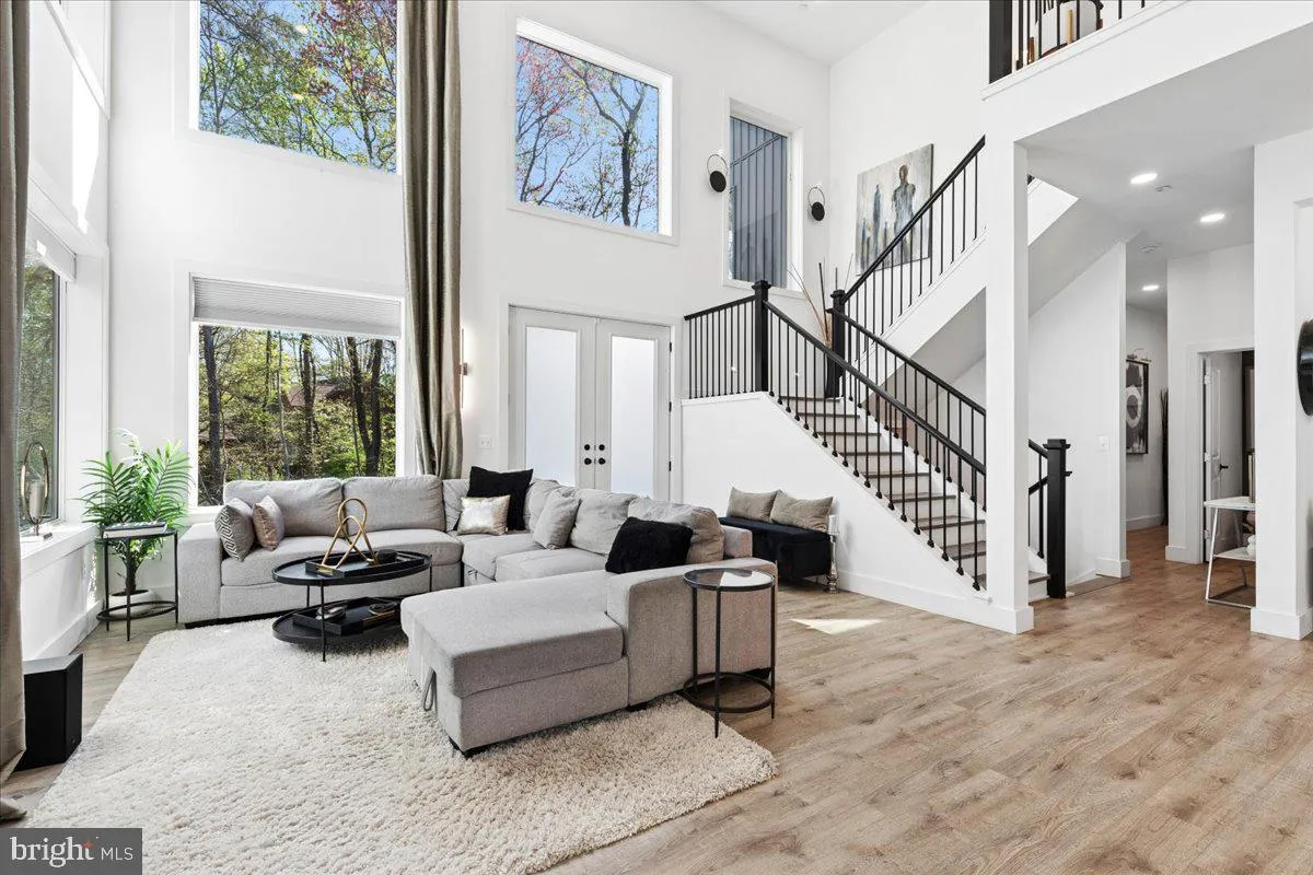 3249 ARUNDEL ON THE BAY ROAD, Annapolis, MD 21403