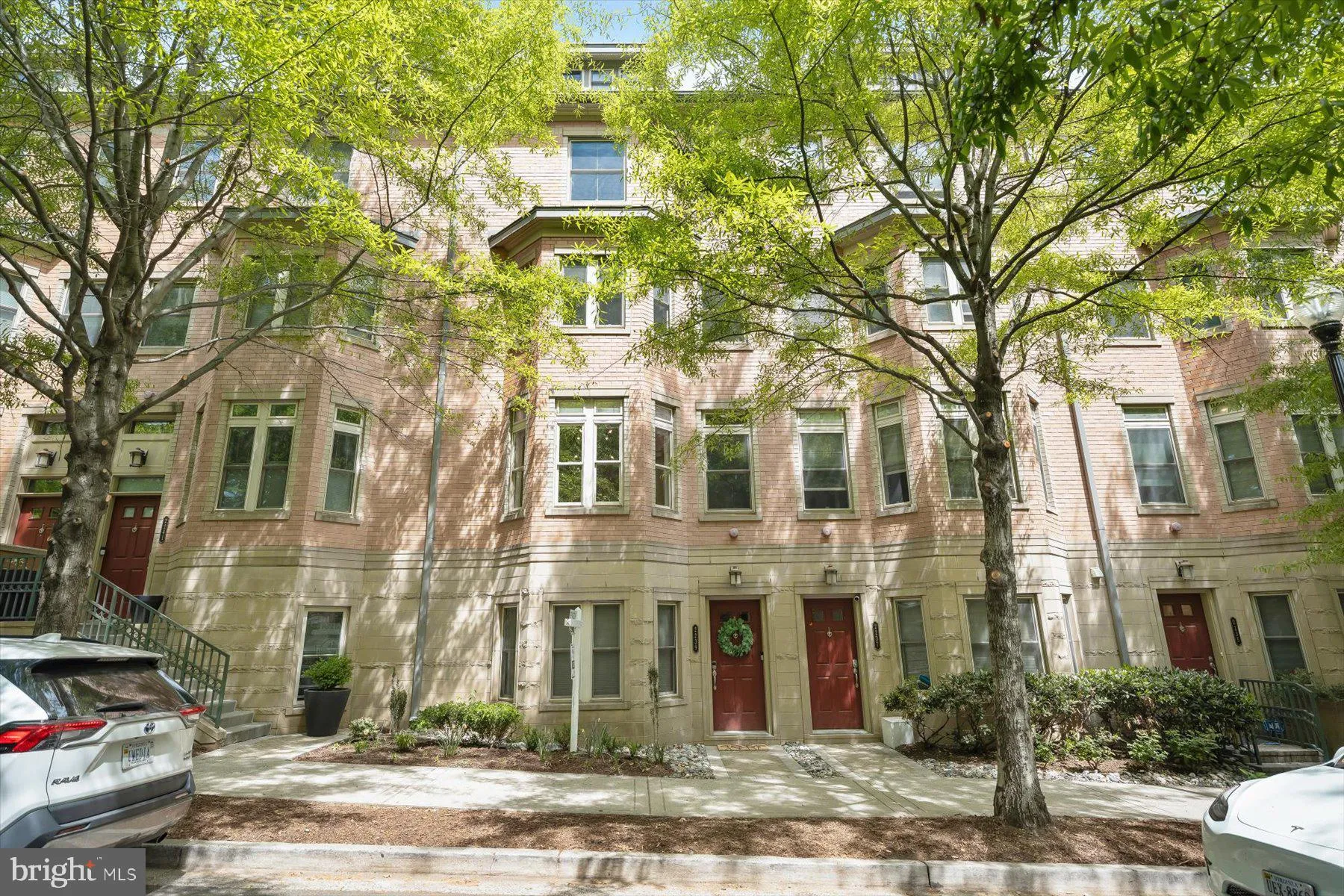 2239 FAIRFAX DRIVE, Arlington, VA 22201