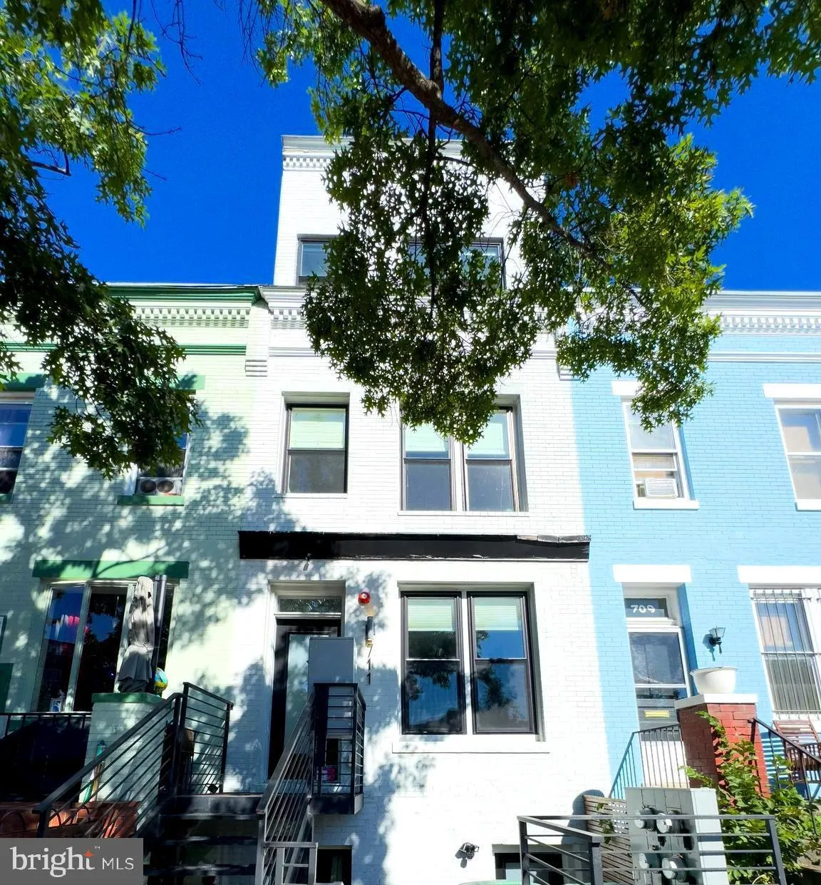 711 15TH STREET, Washington, DC 20002