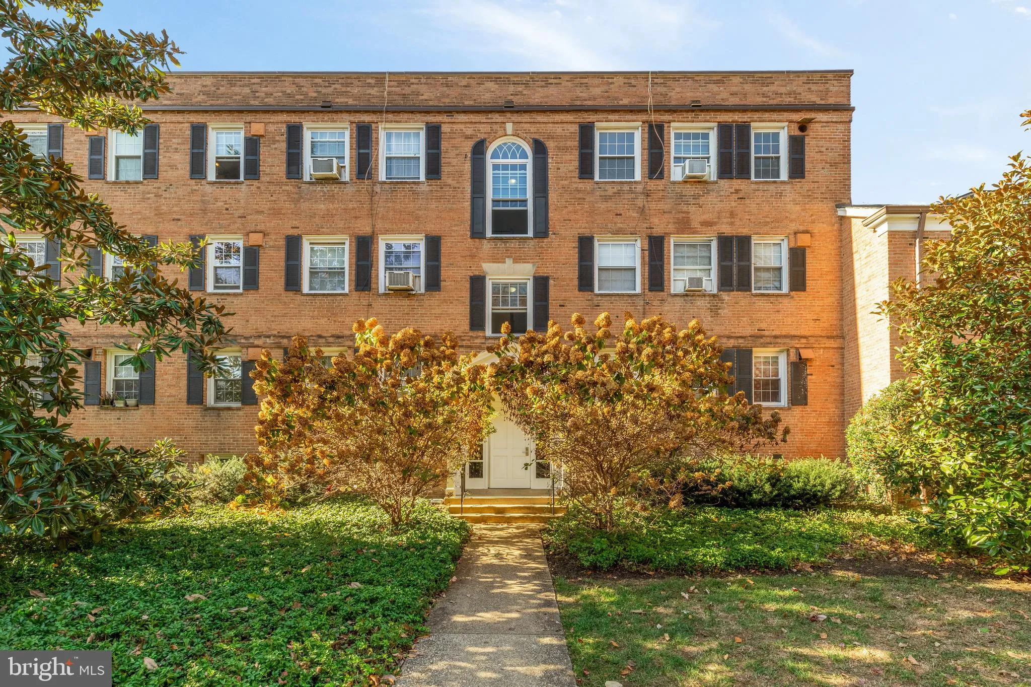 5010 COLUMBIA PIKE, Arlington, VA 22204