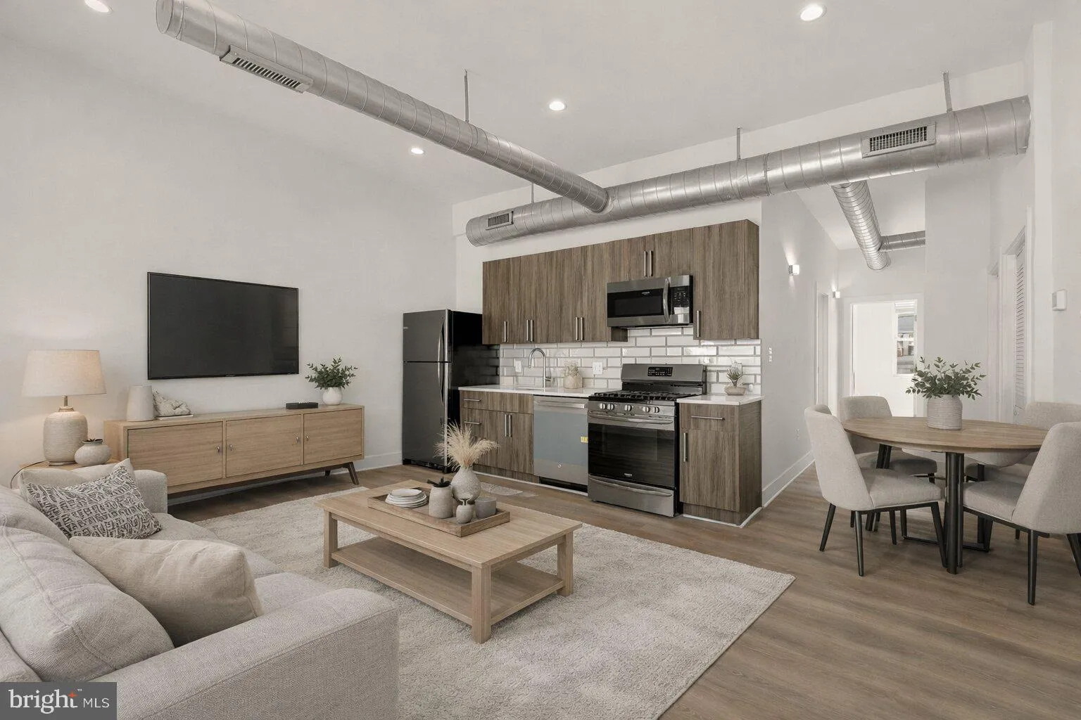 1605 F STREET, Washington, DC 20002