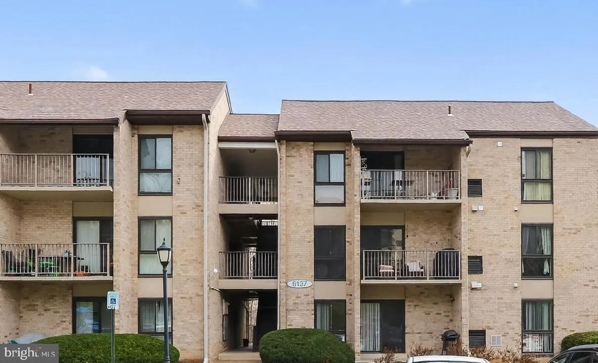 6137 EDSALL ROAD, Alexandria, VA 22304