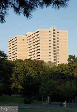 6101 EDSALL ROAD, Alexandria, VA 22304
