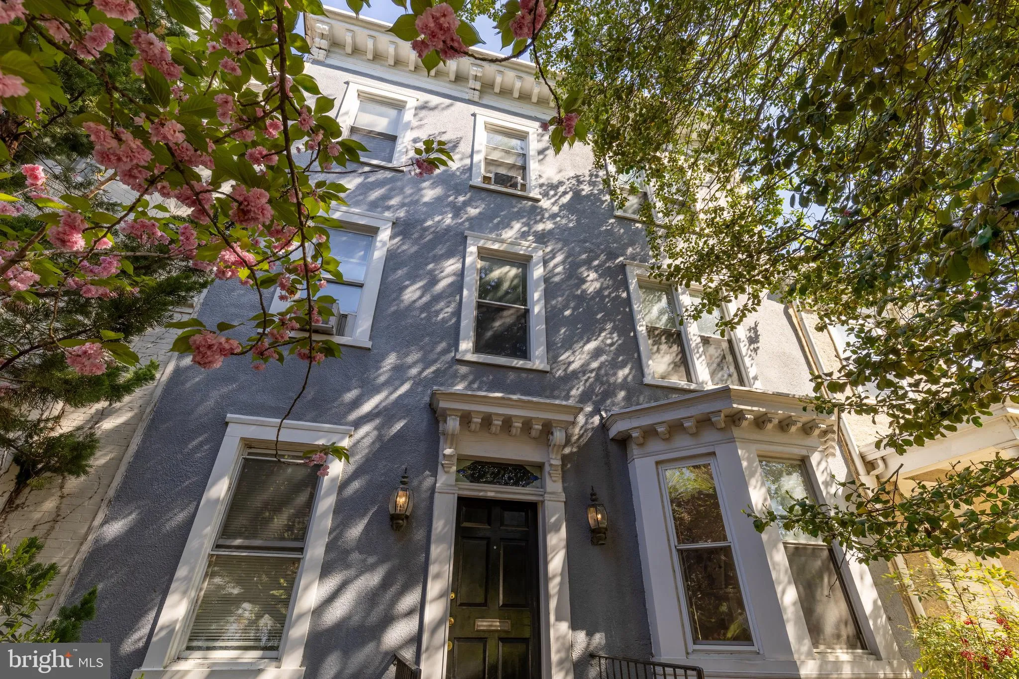 228 EAST CAPITOL, Washington, DC 20003