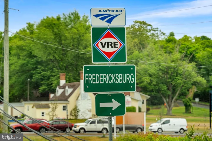 1127 James Madison Circle, Fredericksburg, VA 22405