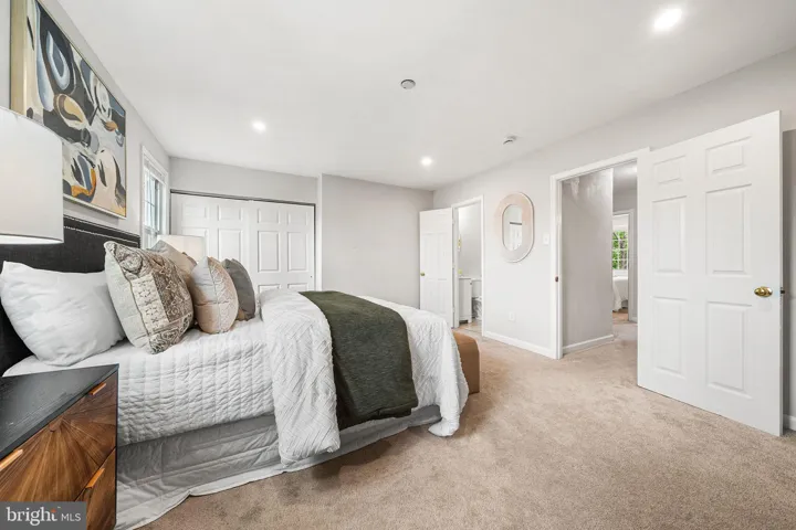 1127 James Madison Circle, Fredericksburg, VA 22405