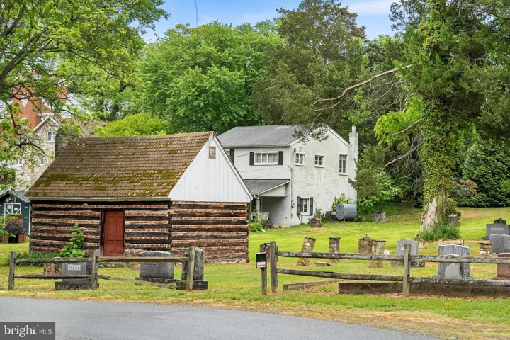1127 James Madison Circle, Fredericksburg, VA 22405