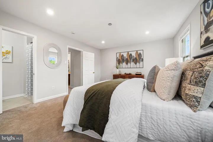 1127 James Madison Circle, Fredericksburg, VA 22405