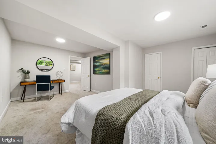 1127 James Madison Circle, Fredericksburg, VA 22405