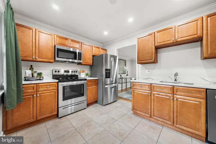 1127 James Madison Circle, Fredericksburg, VA 22405