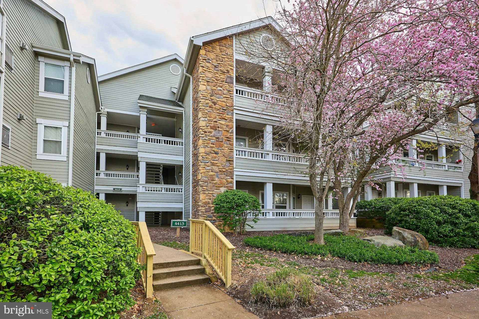 4413 FAIR STONE DRIVE, Fairfax, VA 22033